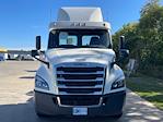 Used 2018 Freightliner Cascadia Detroit DD13 Semi Truck for sale #316885 - photo 2
