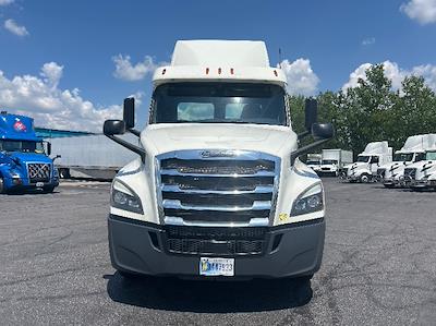 Used 2018 Freightliner Cascadia Detroit DD13 Semi Truck for sale #316889 - photo 2