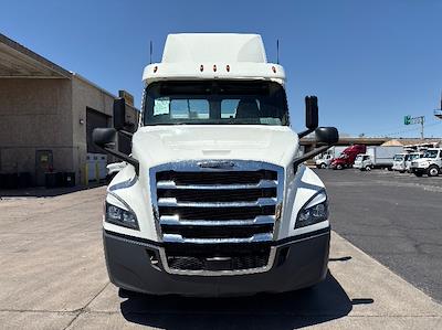 Used 2018 Freightliner Cascadia Detroit DD13 Semi Truck for sale #316938 - photo 2