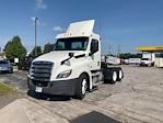 Used 2018 Freightliner Cascadia Detroit DD13 Semi Truck for sale #316948 - photo 3