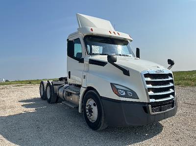 Used 2018 Freightliner Cascadia Detroit DD13 Semi Truck for sale #316962 - photo 1