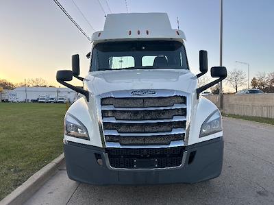 Used 2018 Freightliner Cascadia Detroit DD13 Semi Truck for sale #317182 - photo 2
