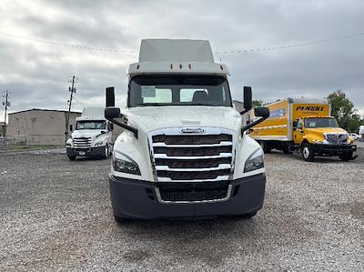 Used 2018 Freightliner Cascadia Detroit DD13 Semi Truck for sale #317257 - photo 2