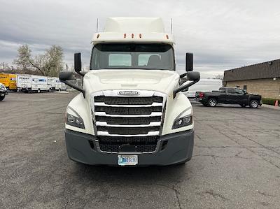 Used 2018 Freightliner Cascadia Detroit DD13 Semi Truck for sale #317290 - photo 2