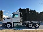 Used 2018 Freightliner Cascadia Detroit DD13 Semi Truck for sale #317292 - photo 4