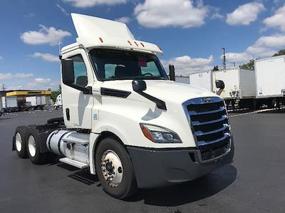 Used 2018 Freightliner Cascadia Detroit DD13 Semi Truck for sale #317331 - photo 1