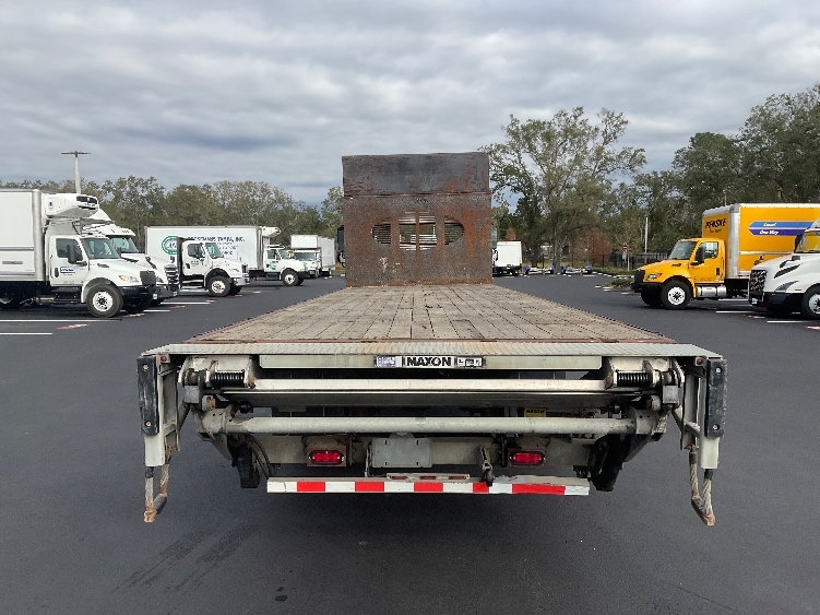 Used 2019 Freightliner M2 106 - photo 9
