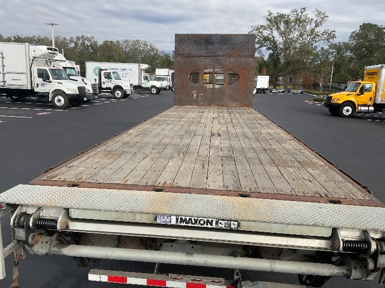 Used 2019 Freightliner M2 106 - photo 10