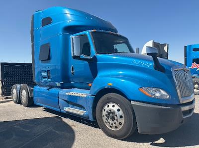 Used 2021 International LT - photo 1