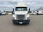 Used 2018 Freightliner Cascadia Detroit DD13 Semi Truck for sale #319619 - photo 2