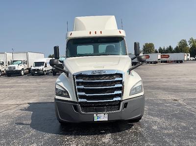 Used 2018 Freightliner Cascadia Detroit DD13 Semi Truck for sale #319644 - photo 2