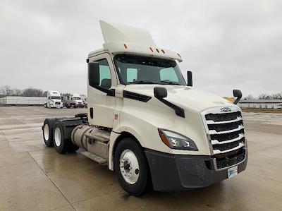 Used 2018 Freightliner Cascadia Detroit DD13 Semi Truck for sale #319654 - photo 1