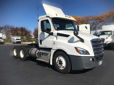 Used 2018 Freightliner Cascadia Detroit DD13 Semi Truck for sale #319692 - photo 1
