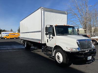 Used 2019 International DuraStar 4300 - photo 1