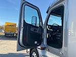 Used 2021 Freightliner Cascadia Cummins X15 Semi Truck with Sleeper Cab for sale #320848 - photo 9