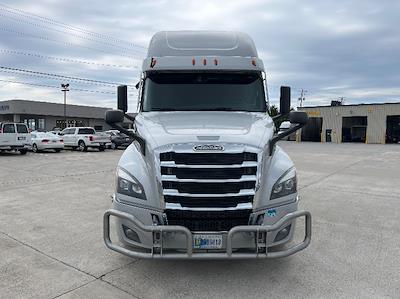 Used 2021 Freightliner Cascadia Cummins X15 Semi Truck with Sleeper Cab for sale #320850 - photo 2
