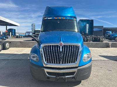 Used 2021 International LT - photo 1