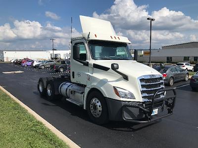 Used 2019 Freightliner Cascadia Detroit DD13 Semi Truck for sale #321106 - photo 1