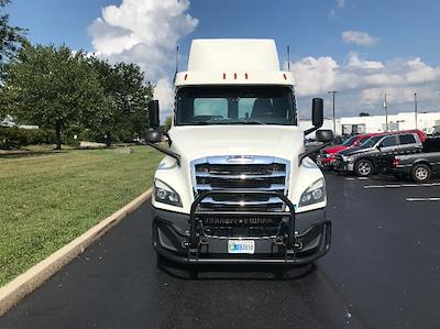 Used 2019 Freightliner Cascadia Detroit DD13 Semi Truck for sale #321106 - photo 2