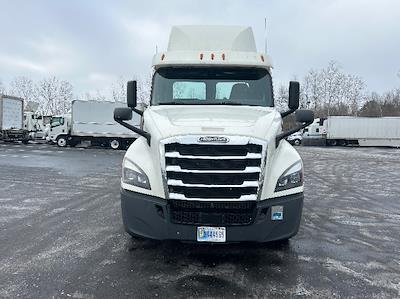 Used 2019 Freightliner Cascadia Detroit DD13 Semi Truck for sale #321107 - photo 2