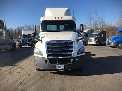 Used 2019 Freightliner Cascadia Detroit DD13 Semi Truck for sale #321123 - photo 2