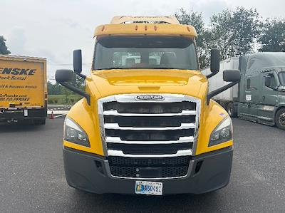 Used 2019 Freightliner Cascadia Detroit DD13 Semi Truck for sale #321188 - photo 2