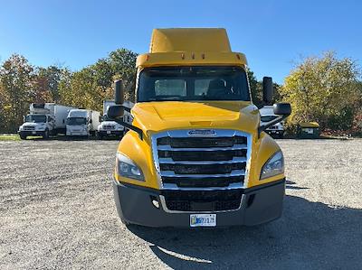 Used 2019 Freightliner Cascadia Detroit DD13 Semi Truck for sale #321198 - photo 2