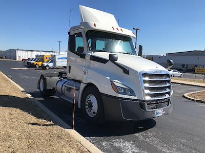 Used 2019 Freightliner Cascadia Detroit DD13 Semi Truck for sale #321550 - photo 1