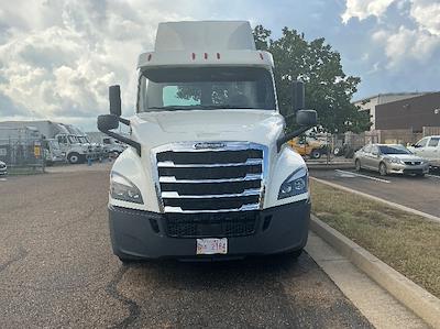 Used 2019 Freightliner Cascadia Detroit DD13 Semi Truck for sale #321609 - photo 2