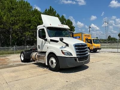 Used 2019 Freightliner Cascadia Detroit DD13 Semi Truck for sale #321628 - photo 1