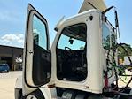 Used 2019 Freightliner Cascadia Detroit DD13 Semi Truck for sale #321628 - photo 9