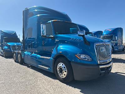Used 2021 International LT - photo 1