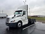Used 2021 Freightliner Cascadia Detroit DD15AT Semi Truck for sale #322236 - photo 3