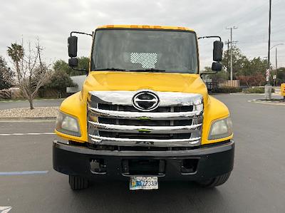 Used 2019 Hino 268A Single Cab Flatbed Truck for sale #322464 - photo 2