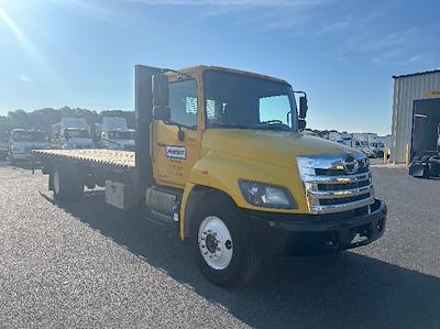 Used 2019 Hino 268A Single Cab Flatbed Truck for sale #322473 - photo 1
