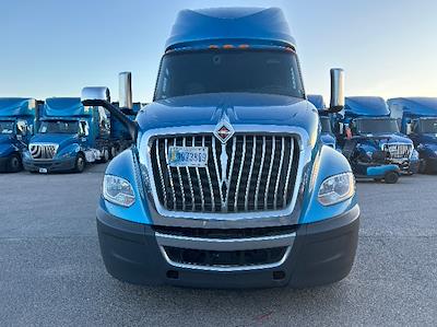 Used 2021 International LT - photo 1