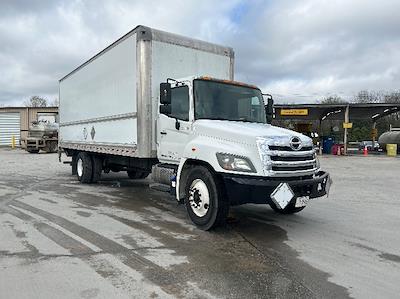 Used 2019 Hino 338 - photo 1