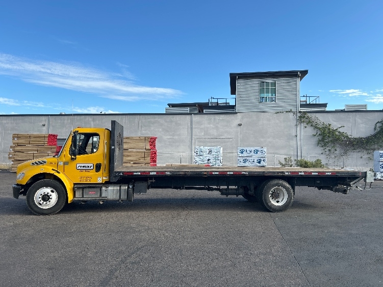Used 2019 Freightliner M2 106 - photo 6