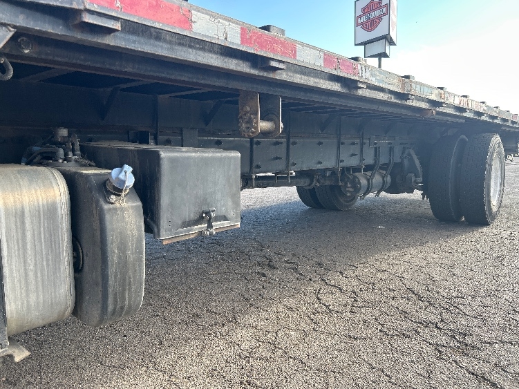 Used 2019 Freightliner M2 106 - photo 7