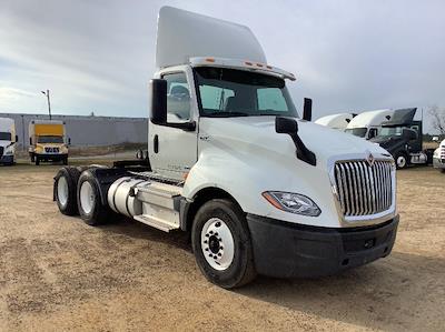 Used 2019 International LT - photo 1