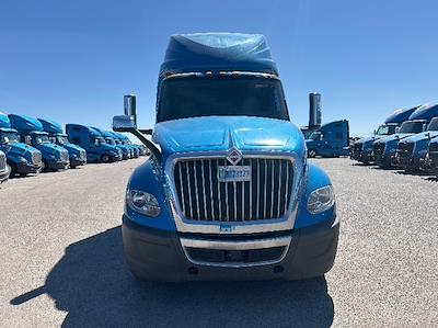 Used 2021 International LT - photo 1