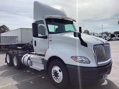 Used 2019 International LT - photo 1