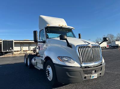 Used 2019 International LT - photo 1