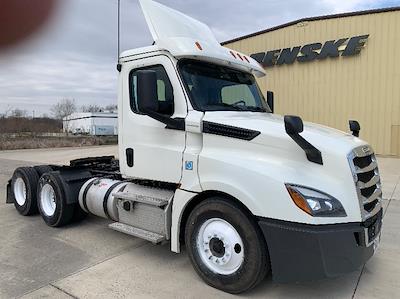Used 2019 Freightliner Cascadia Detroit DD13 Semi Truck for sale #323874 - photo 1