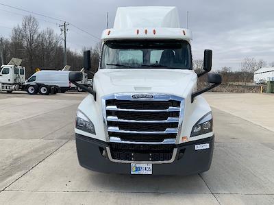 Used 2019 Freightliner Cascadia Detroit DD13 Semi Truck for sale #323874 - photo 2