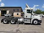 Used 2019 Freightliner Cascadia Detroit DD13 Semi Truck for sale #323894 - photo 8