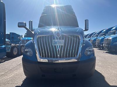 Used 2021 International LT - photo 1