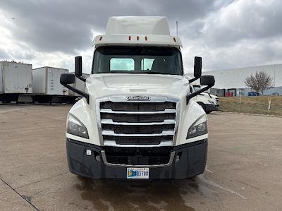 Used 2019 Freightliner Cascadia Detroit DD13 Semi Truck for sale #323921 - photo 2