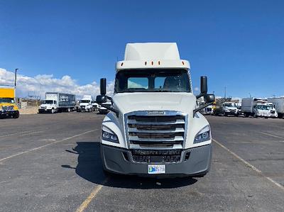 Used 2019 Freightliner Cascadia Detroit DD13 Semi Truck for sale #323933 - photo 2