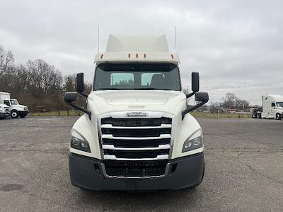 Used 2019 Freightliner Cascadia Detroit DD13 Semi Truck for sale #323938 - photo 2
